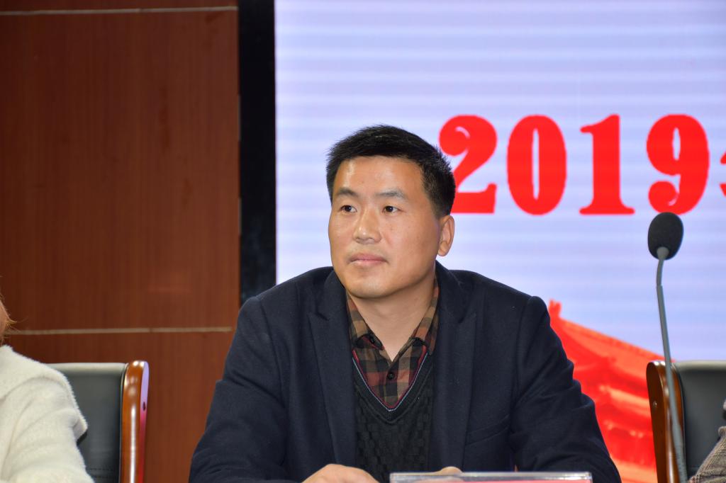 谈球吧app下载