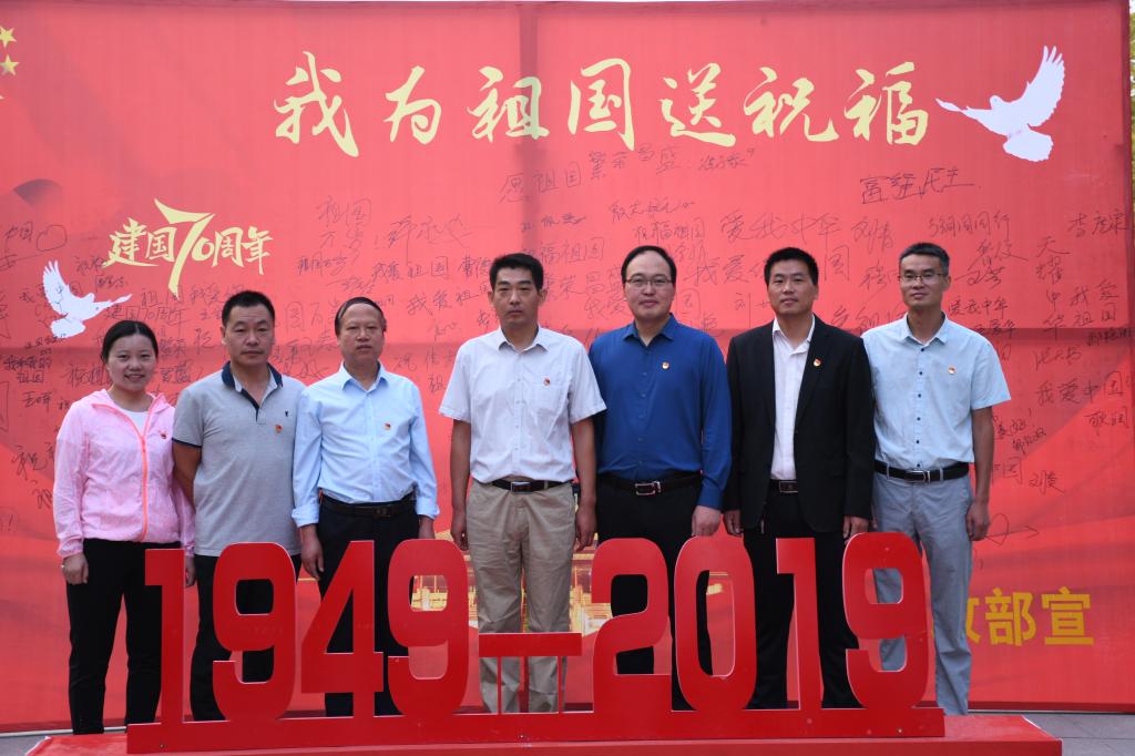 谈球吧app下载