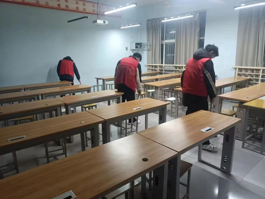 谈球吧app下载