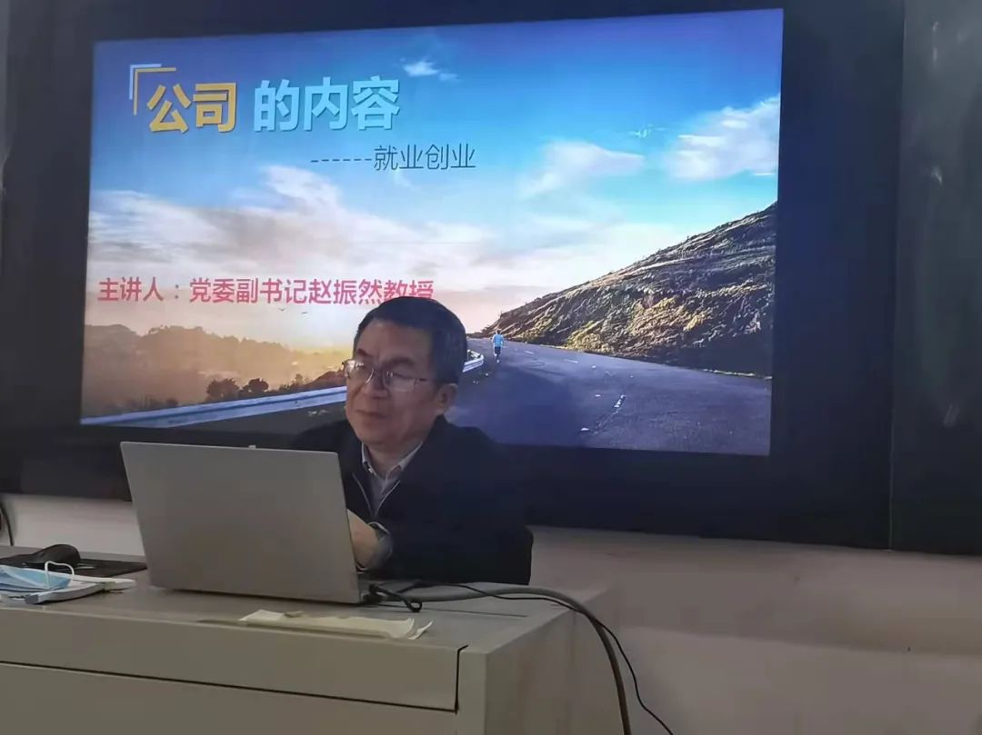 谈球吧app下载