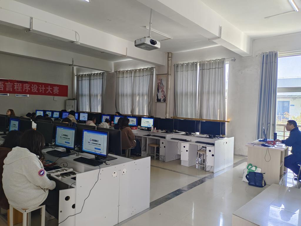 谈球吧app下载