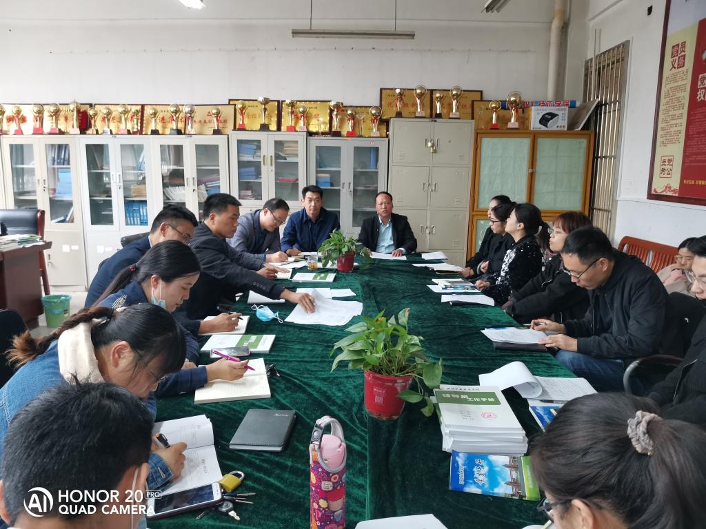 谈球吧app下载