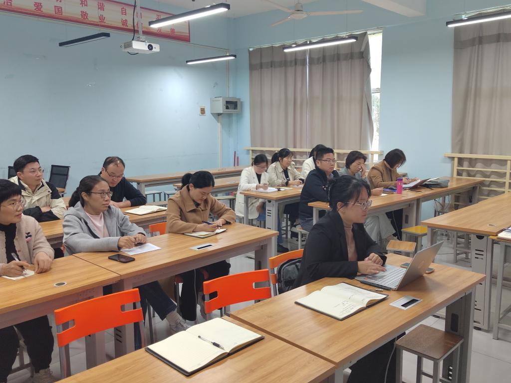 谈球吧app下载