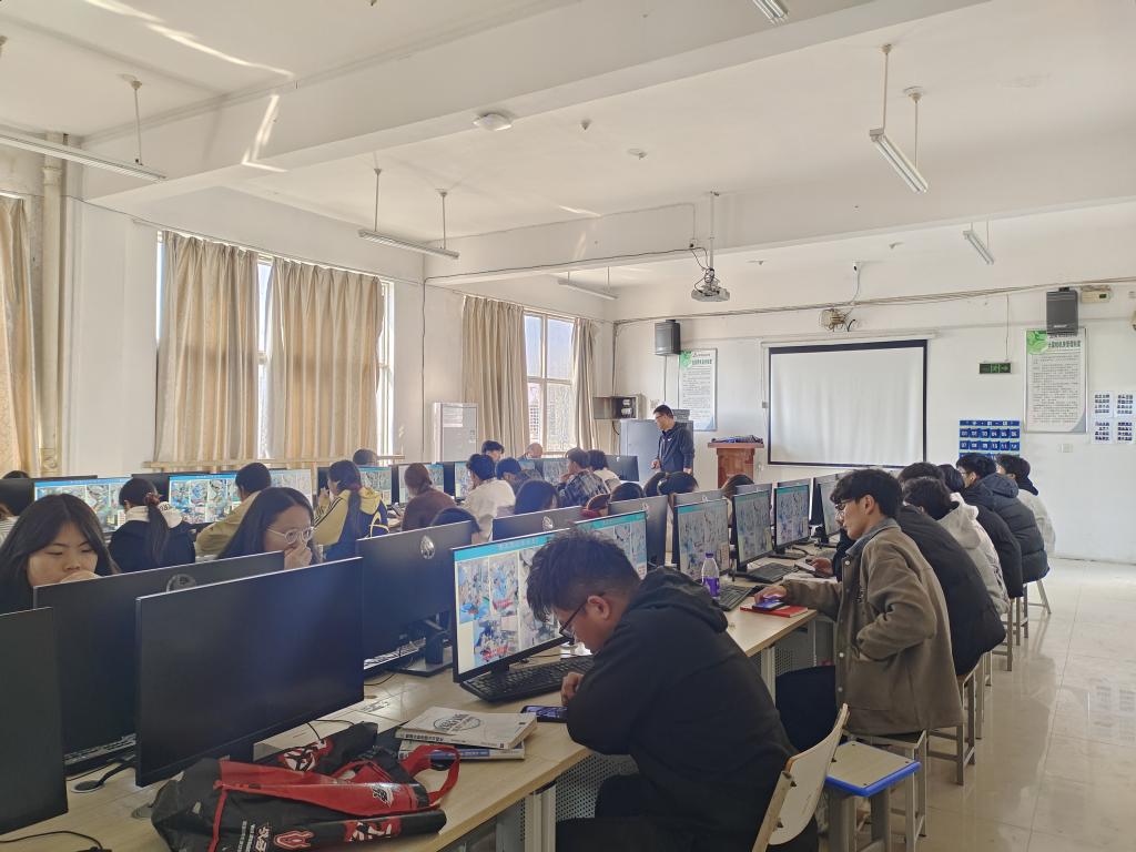 谈球吧app下载