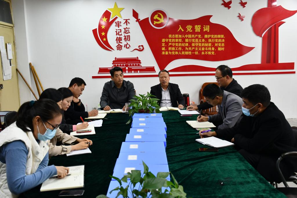 谈球吧app下载