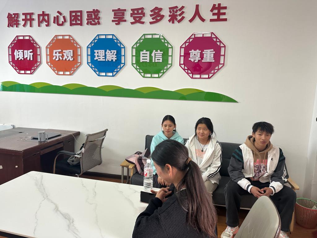谈球吧app下载