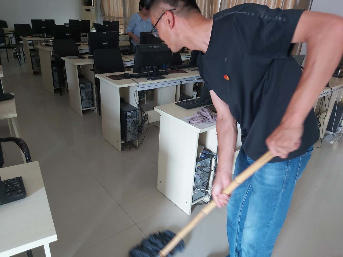 谈球吧app下载
