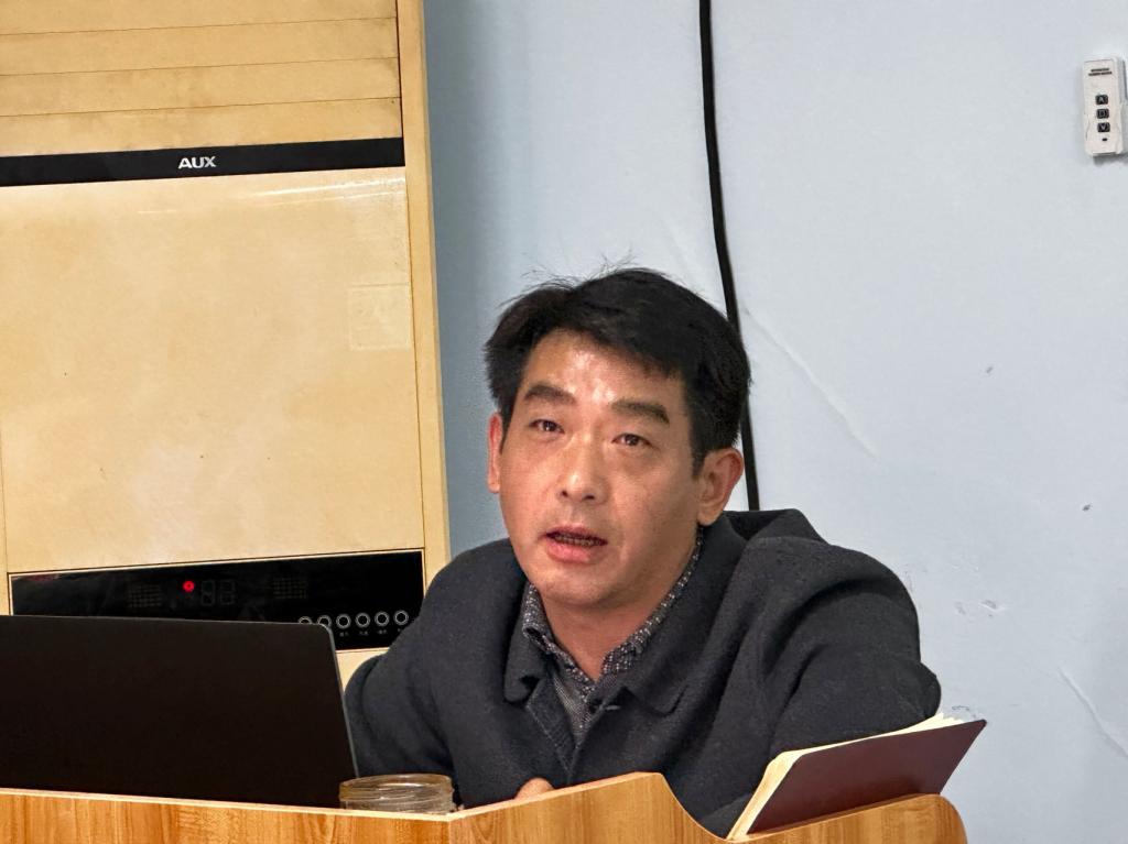 谈球吧app下载