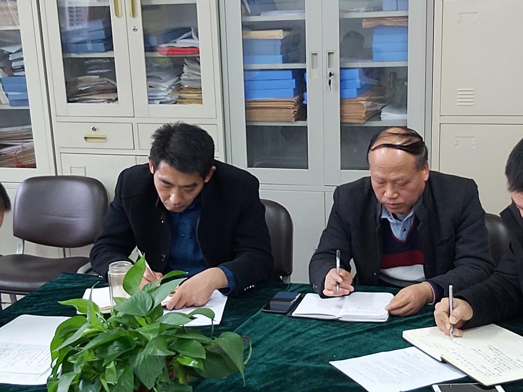 谈球吧app下载