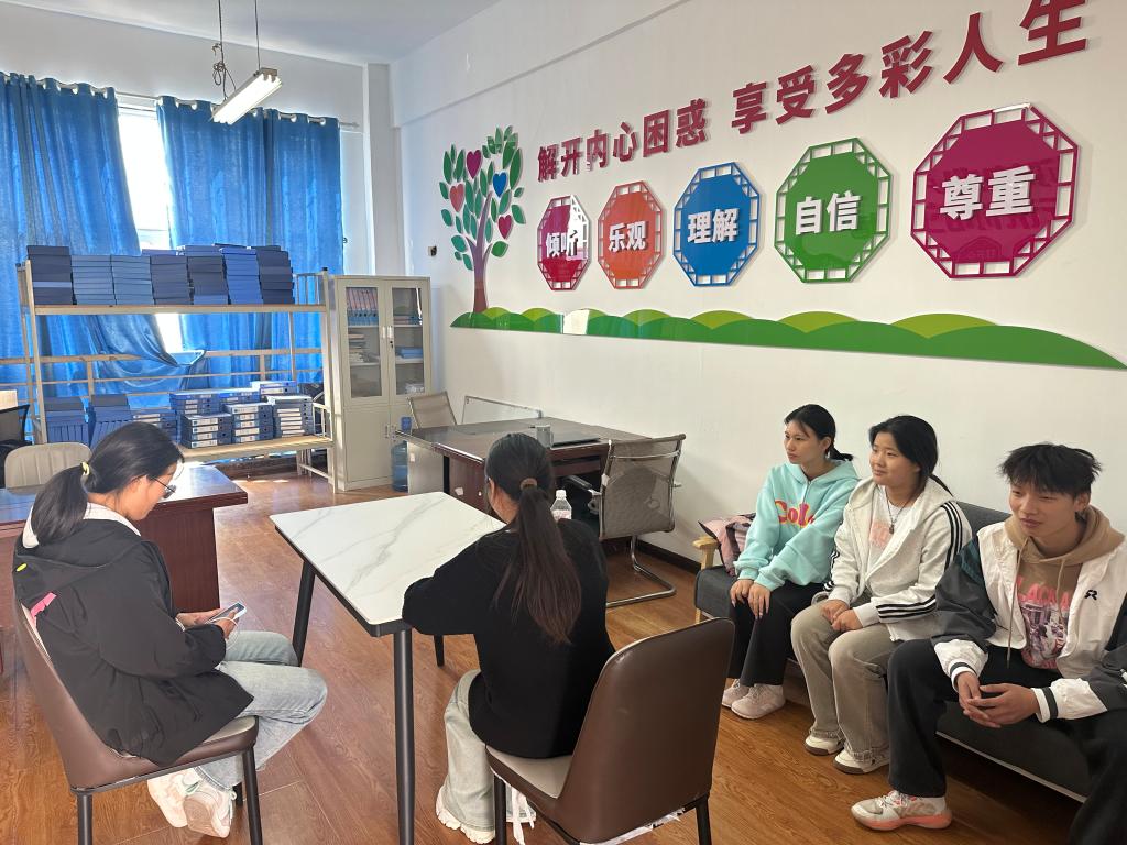 谈球吧app下载