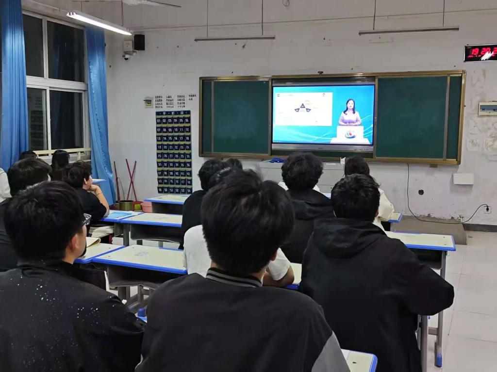 谈球吧app下载