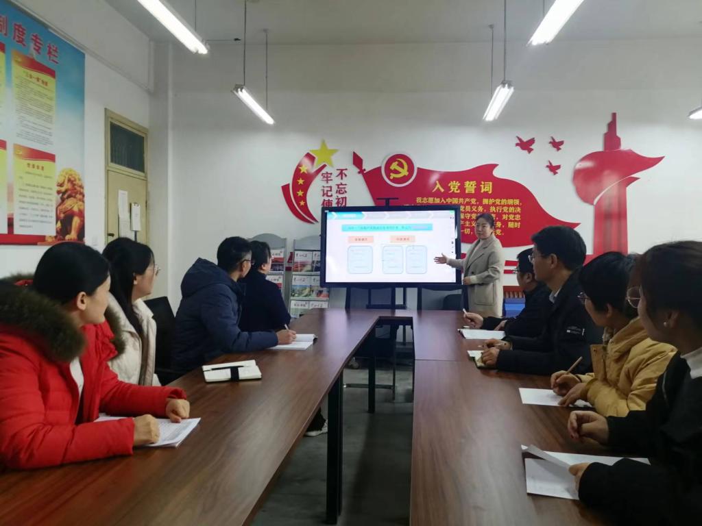 谈球吧app下载