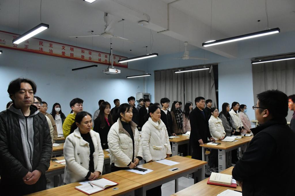 谈球吧app下载