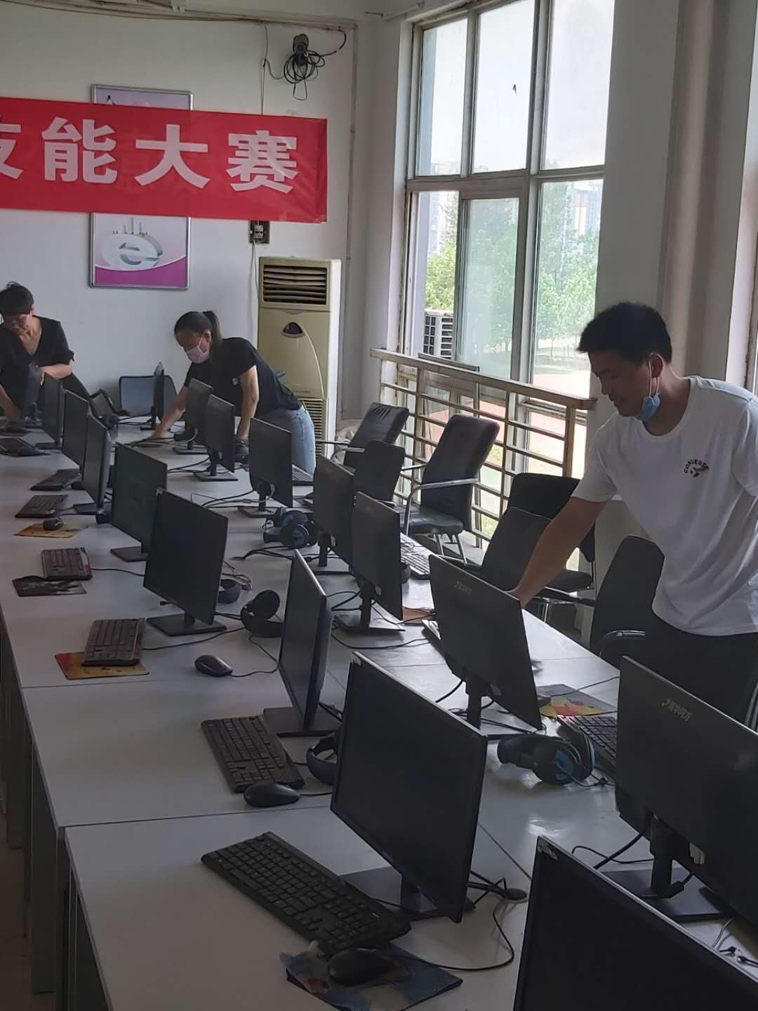 谈球吧app下载