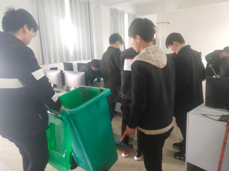 谈球吧app下载