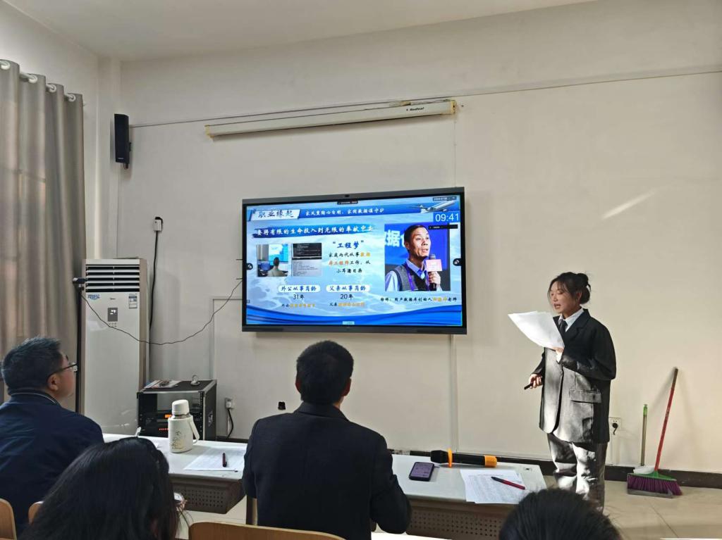 谈球吧app下载